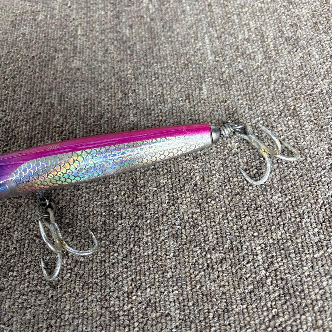 CB ONE バズースリム200