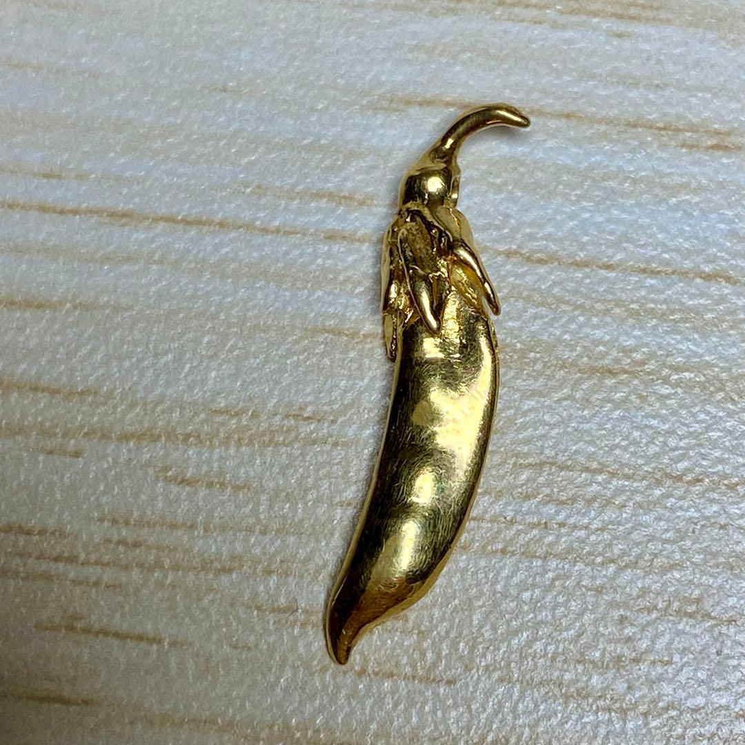 MIKIMOTO K18 2.4g 枝豆/唐辛子型チャーム　縁起物