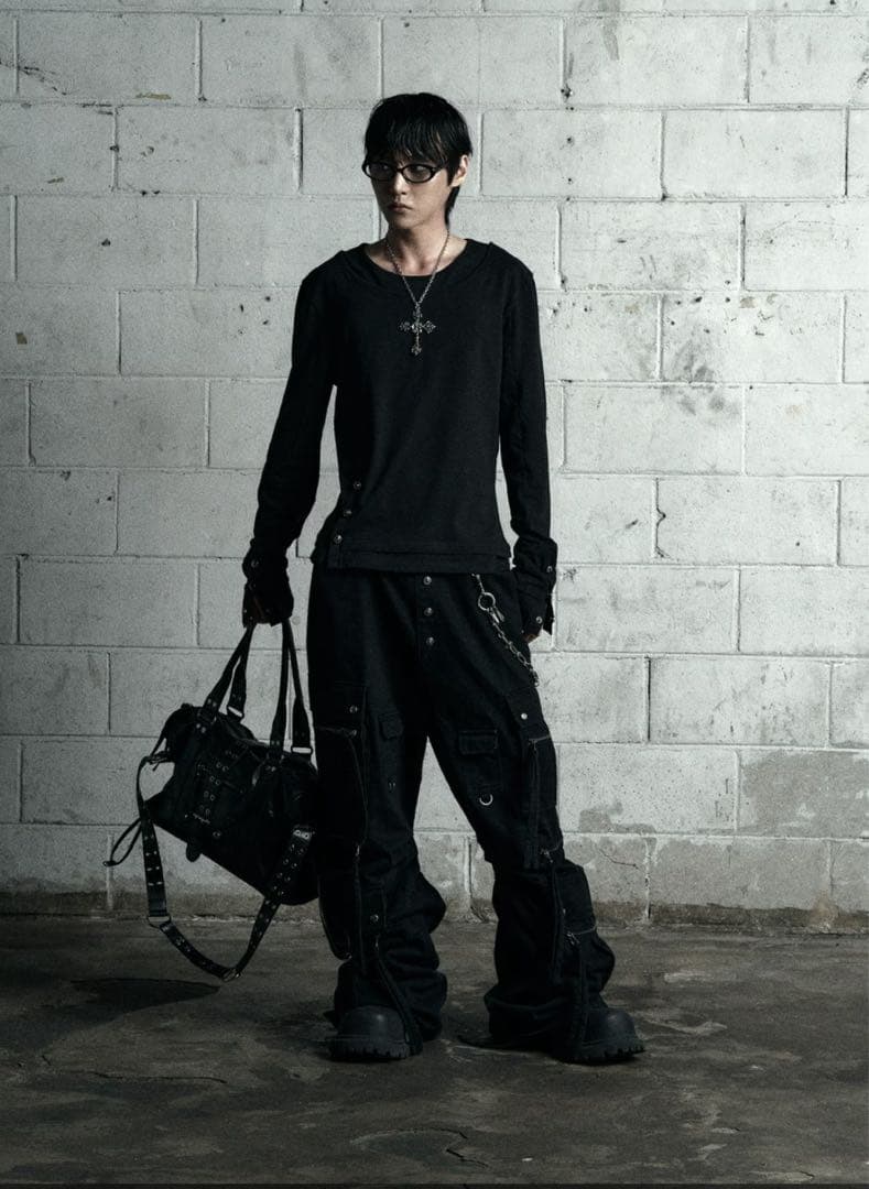 rosen kreuz ロングスリーブ黒 完売品