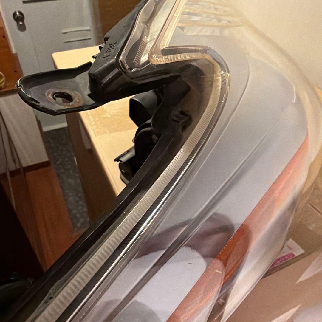 純正品 30プリウス US ヘッドライト KOITO トヨタ