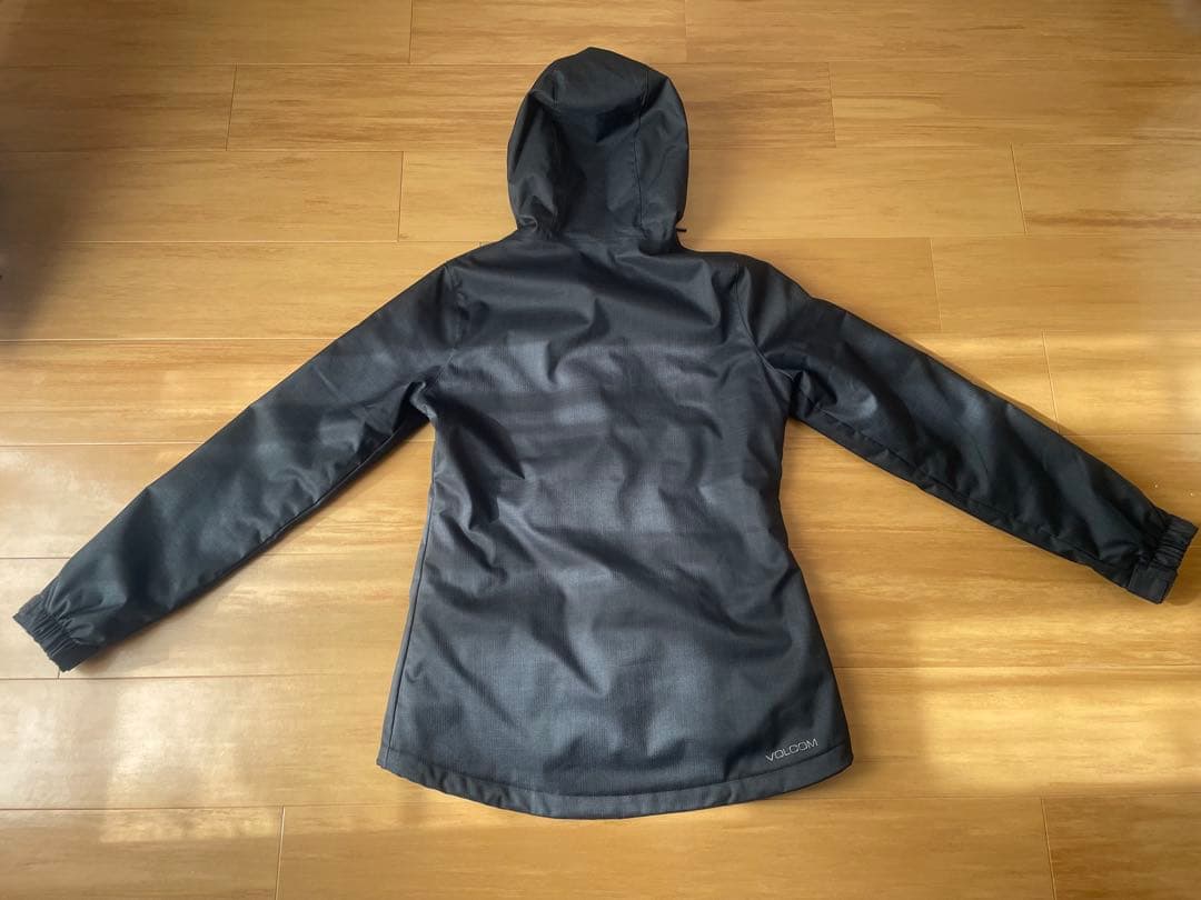 VOLCOM ブラック スノーボードジャケット レディース Mサイズ