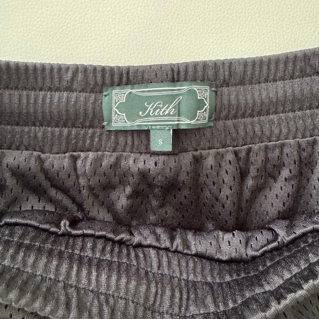 ●着用6〜8回ほど● Kith ブラック メッシュショートパンツ　サイズS