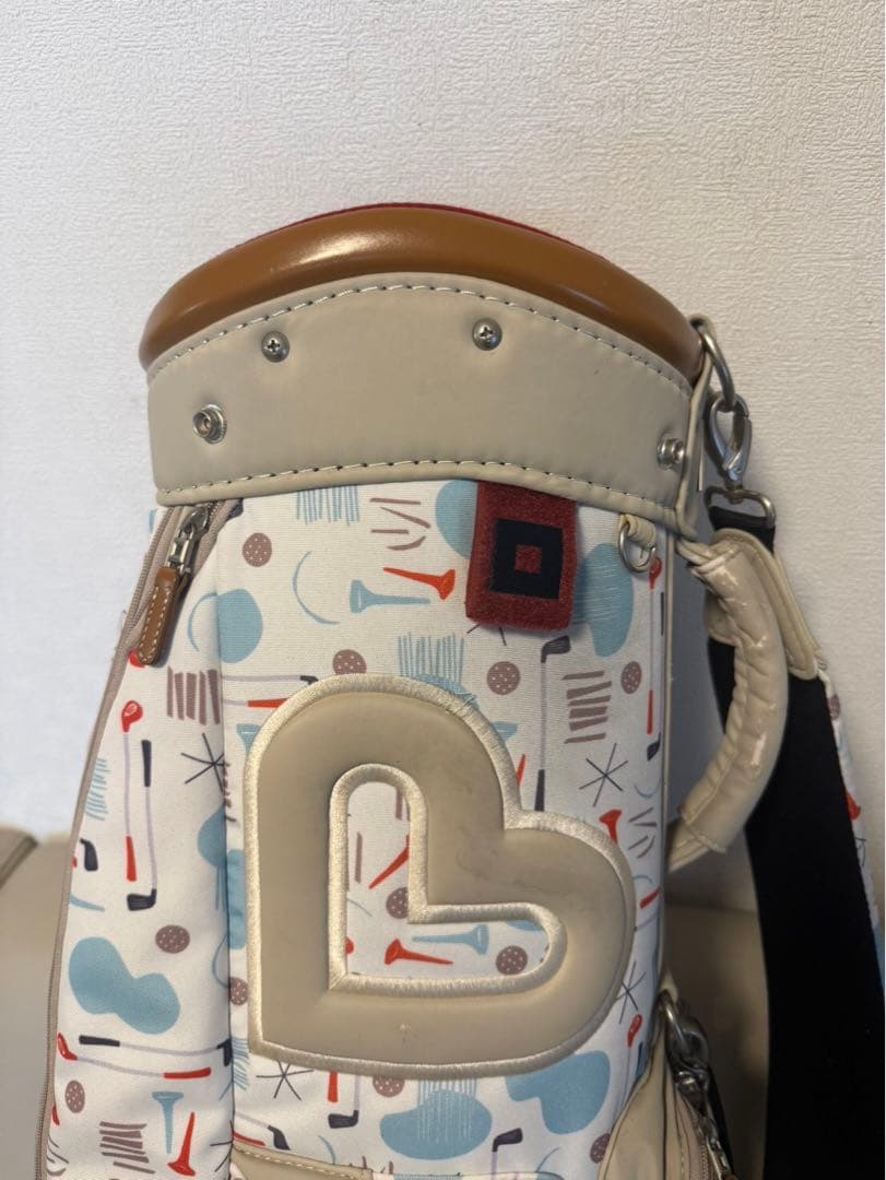 【送料込み】廃盤希少品　オノフ　キャディバッグ レディース　数量限定品