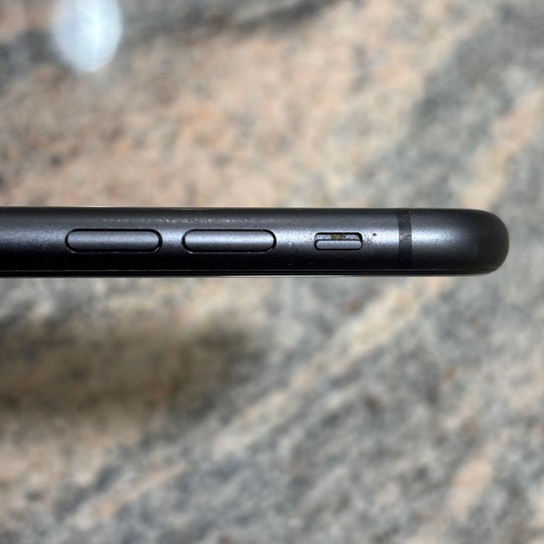 【極美品】iPhone11 ブラック 128GB