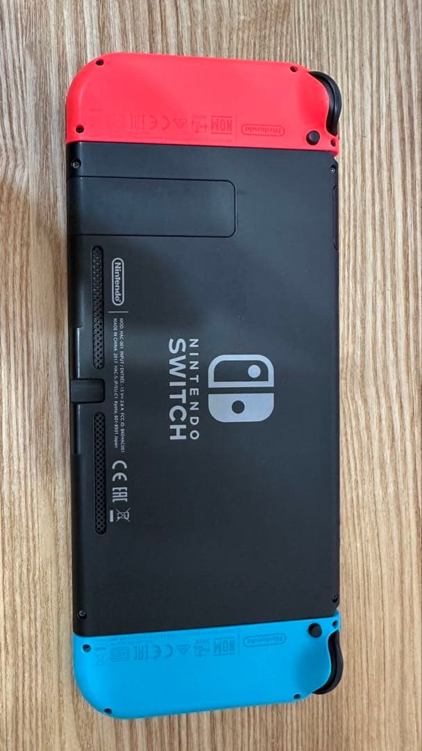 Nintendo Switch 本体・マリオカート8・スプラトゥーン2 セット