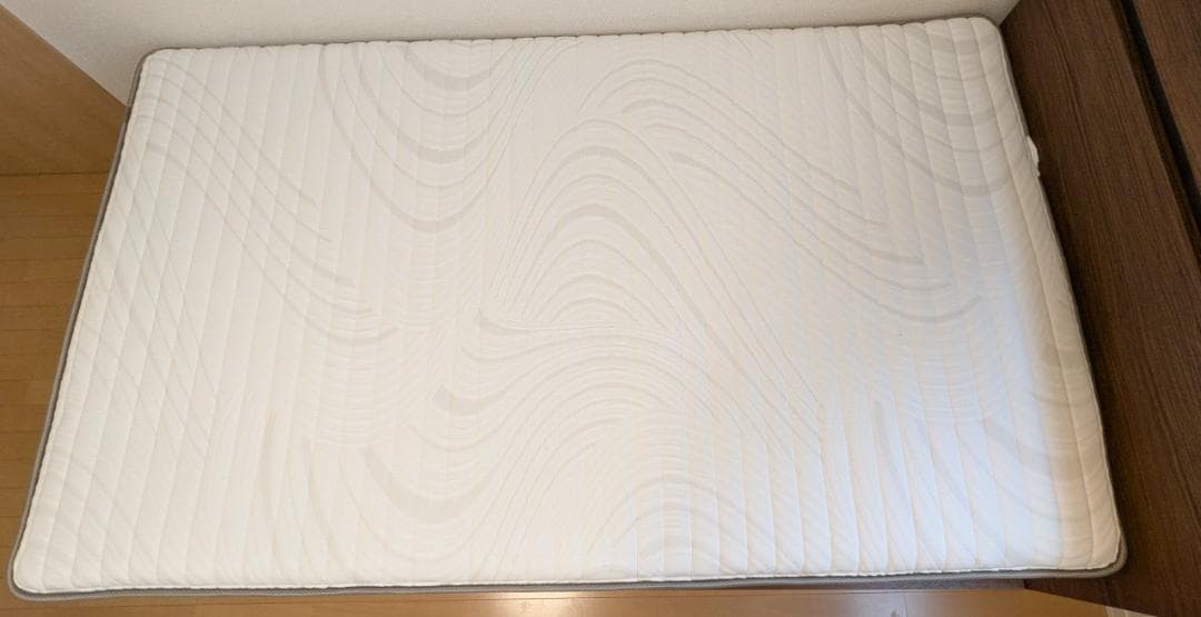 セミダブル スプリングマットレス ホワイト