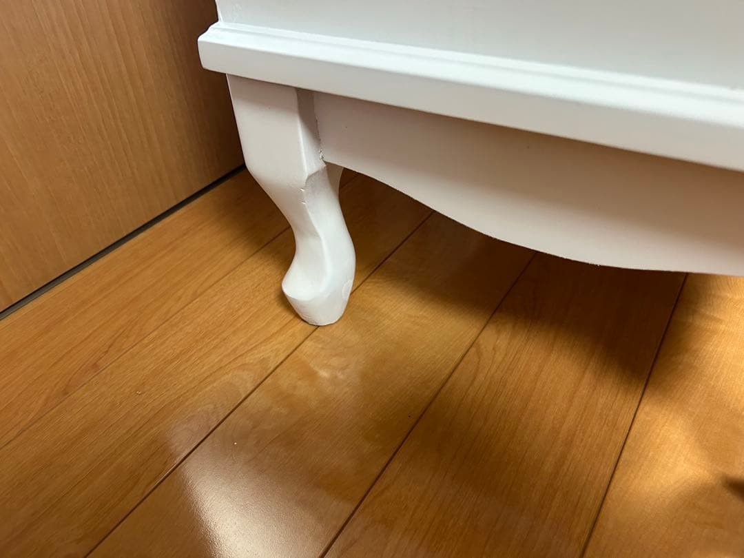 ロココ調　猫脚　薔薇　ホワイトインテリア　アンティーク　4段　キャビネット