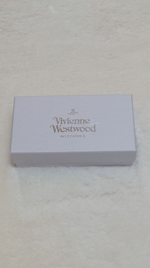 【超美品‼️】ヴィヴィアンウエストウッド カードケース（箱付き）