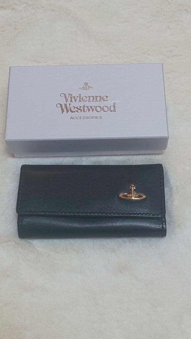 【超美品‼️】ヴィヴィアンウエストウッド カードケース（箱付き）