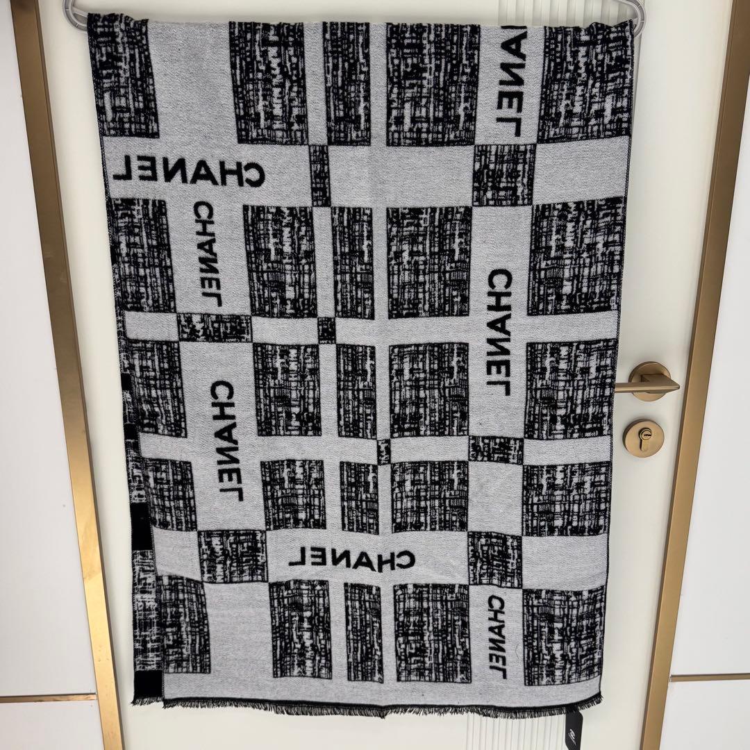 【箱なし】シャネル VIP ノベルティ リバーシブル スカーフ マフラー シルク