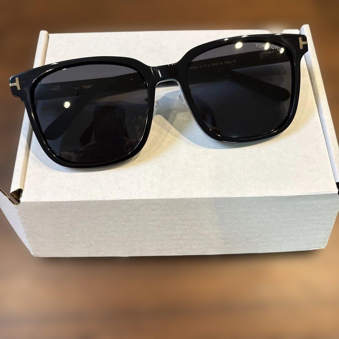 美品・TOM FORD TF891-K 01A 59▫︎19 サングラス 黒