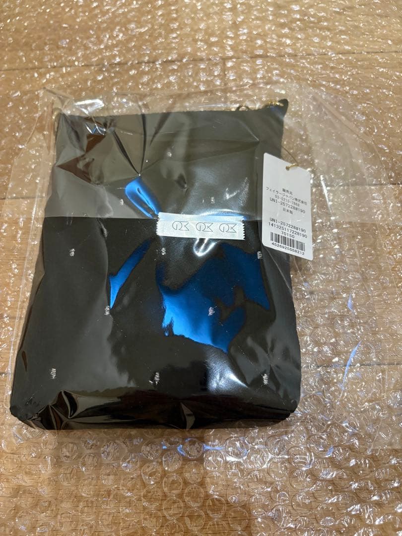 新品未使用未開封　フェイラー　チェーンポシェット　ユニ ブラック