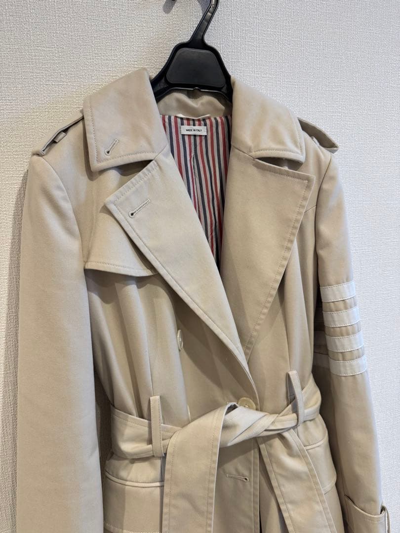 【THOM BROWNE★トムブラウン】ベージュ トレンチコート ストライプ裏地