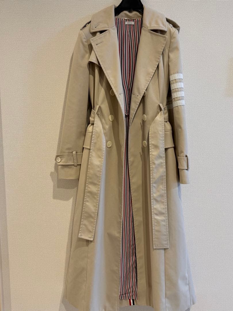 【THOM BROWNE★トムブラウン】ベージュ トレンチコート ストライプ裏地