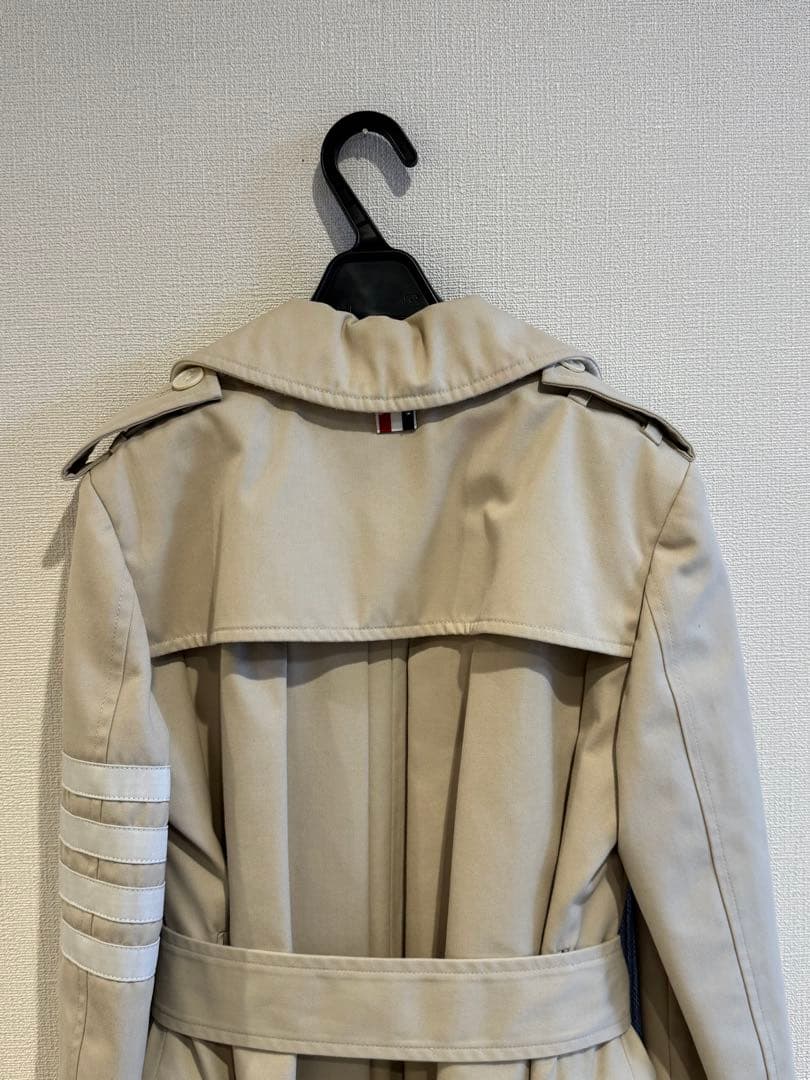 【THOM BROWNE★トムブラウン】ベージュ トレンチコート ストライプ裏地