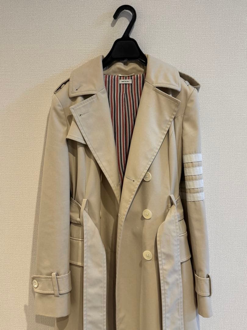 【THOM BROWNE★トムブラウン】ベージュ トレンチコート ストライプ裏地