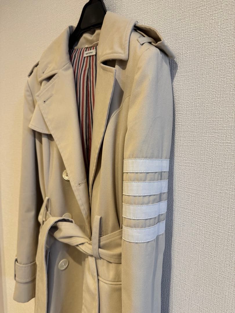 【THOM BROWNE★トムブラウン】ベージュ トレンチコート ストライプ裏地