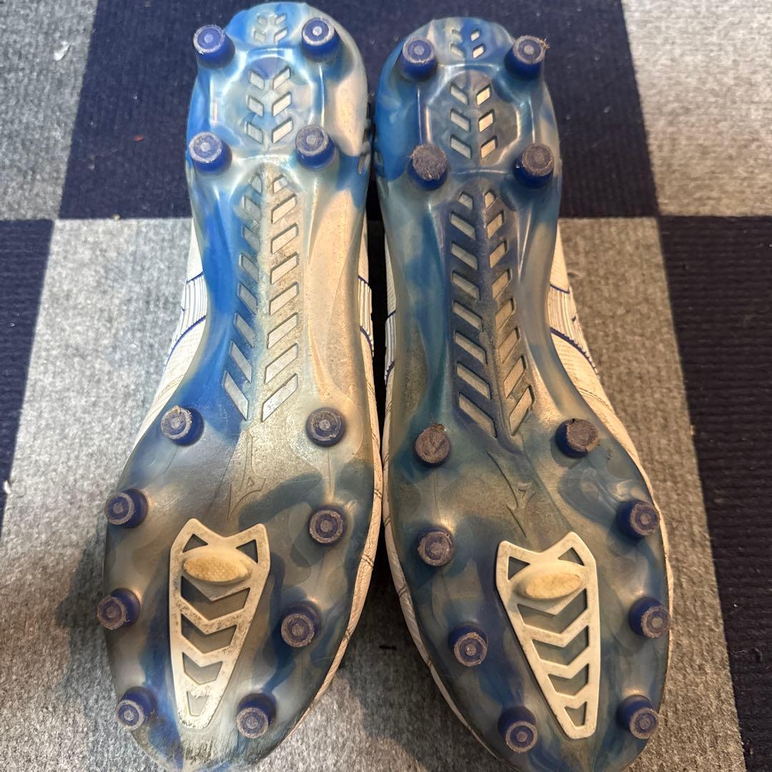 MIZUNO モレリアネオ4ベータ　限定カラー