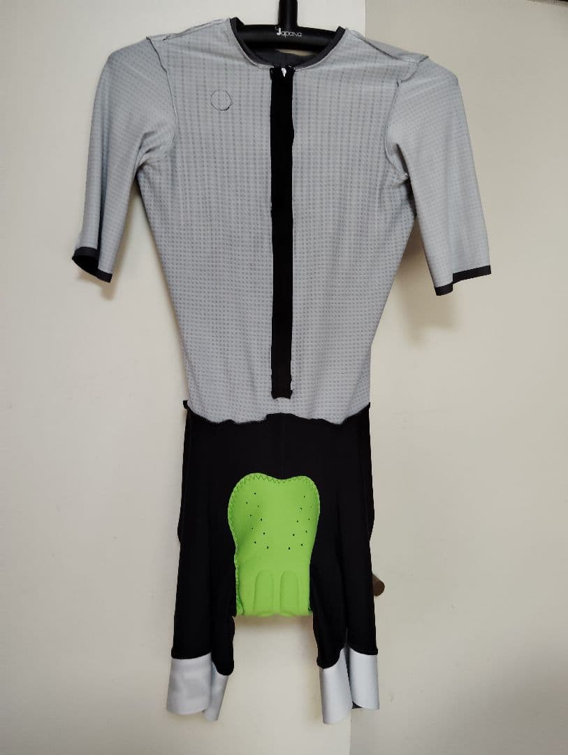 ◎フライス盤MORETHAN エアロレーサーワンピースグレー/ブラック