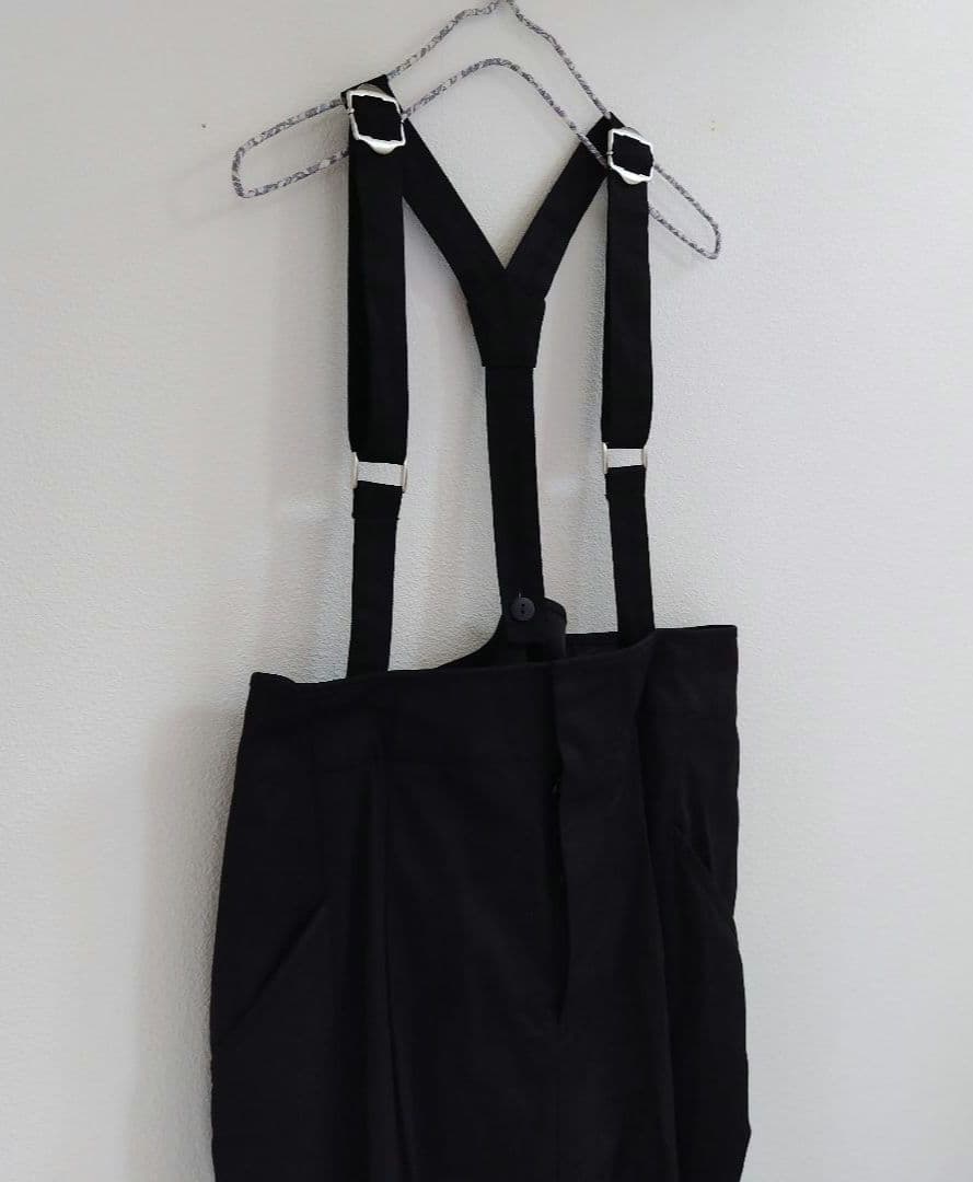 ヘリンドットサイ サスペンダーパンツ サロペットパンツ 黒