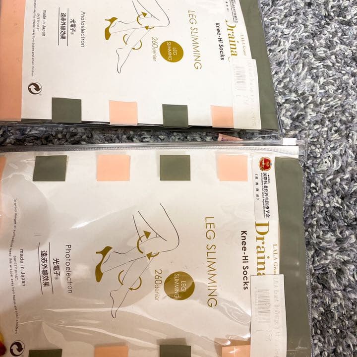 グラントイーワンス！レギンス！レッグウェア！ソックスニーハイソックス