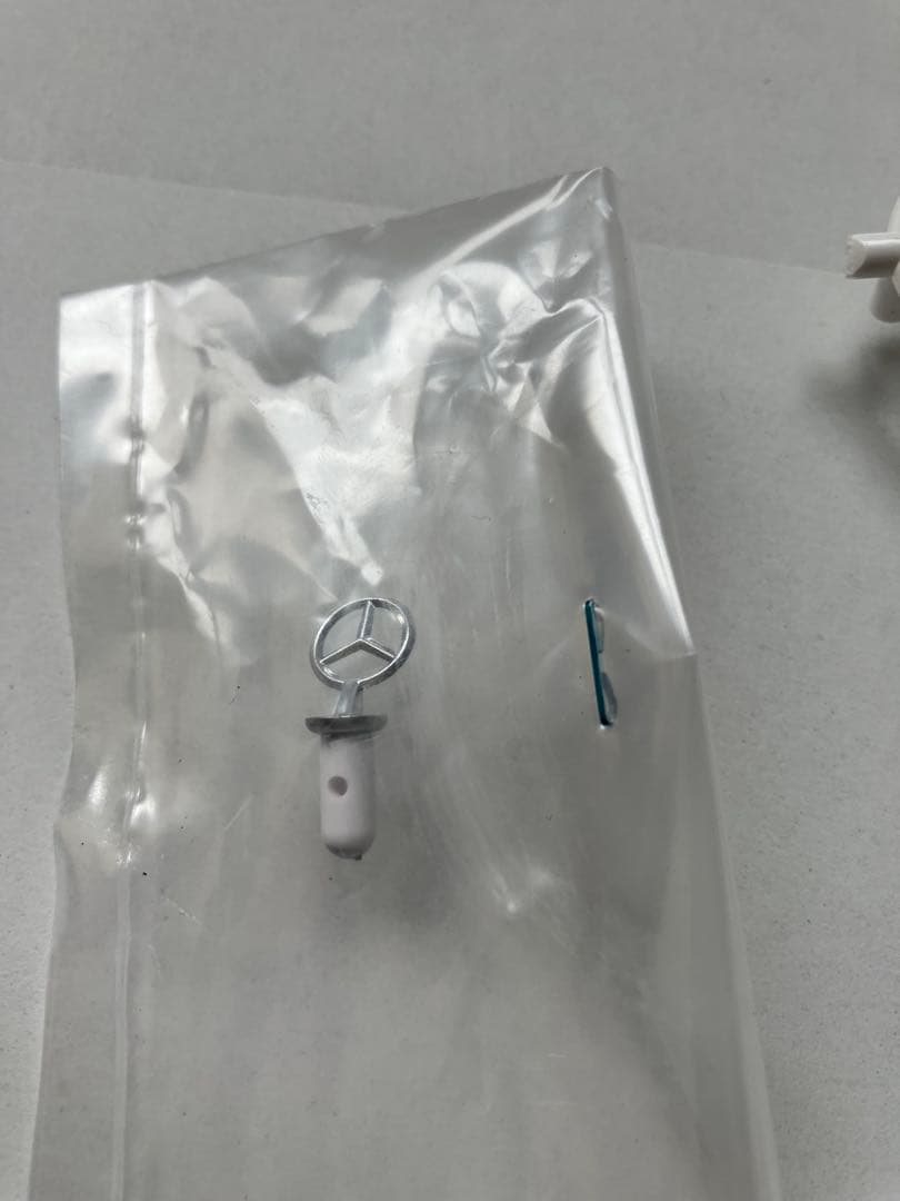 最終値下げ。タミヤ メルセデス・ベンツ CLK-GTR 完成済未走行ボディ