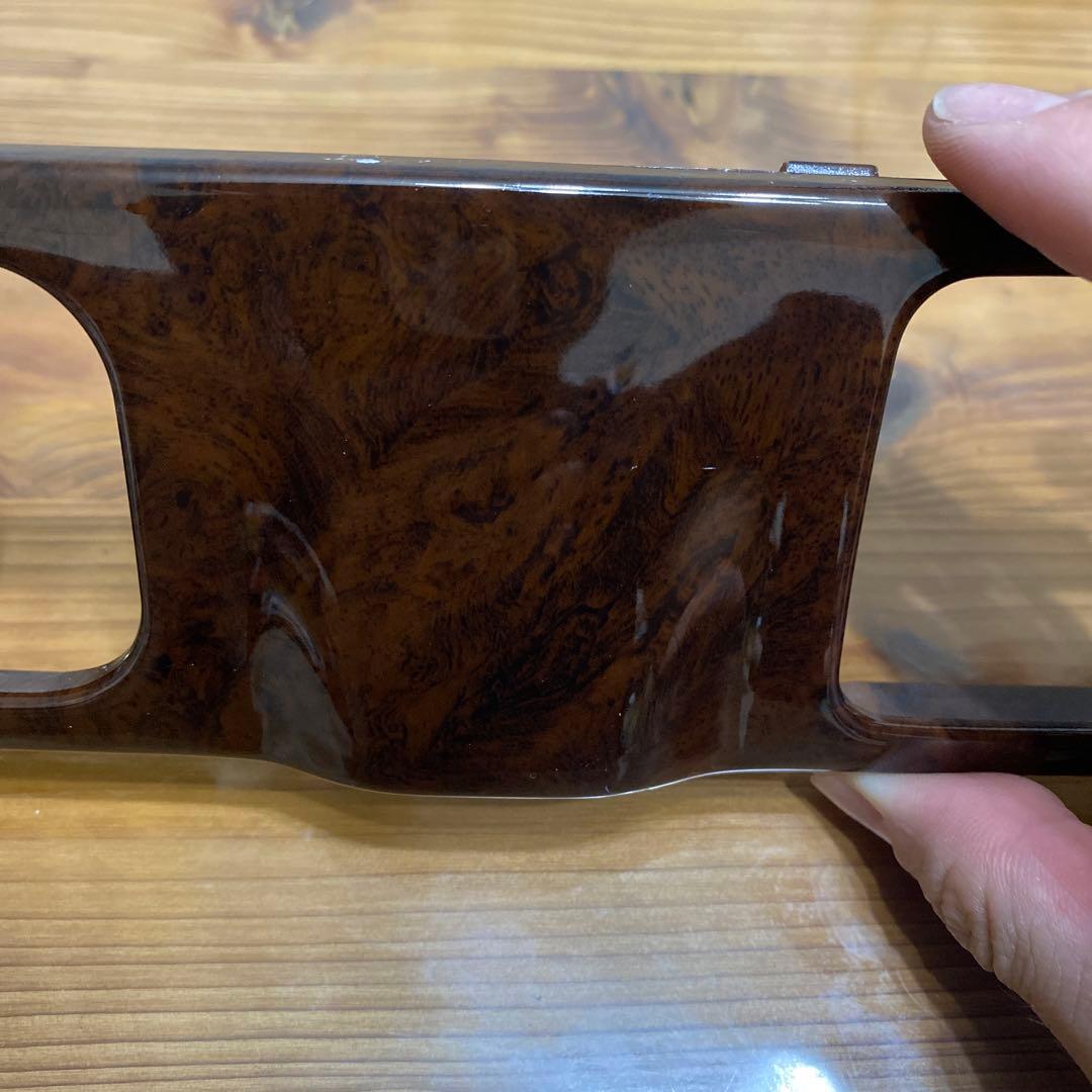 y32 セドリック ・グロリア　運転席側　内張り茶木目パネル。