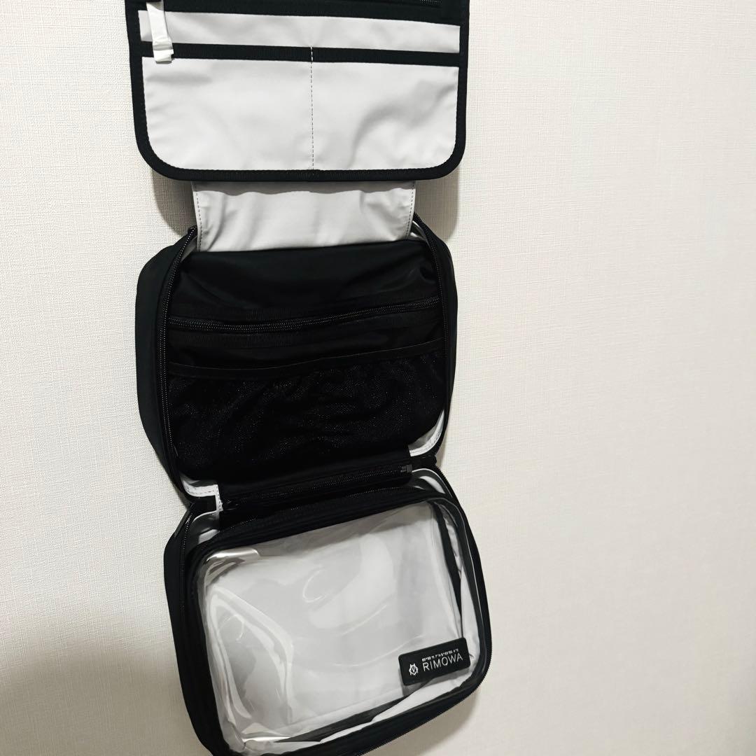 新品　RIMOWA リモワ 三つ折りトイレタリーポーチ 新作 トラベル