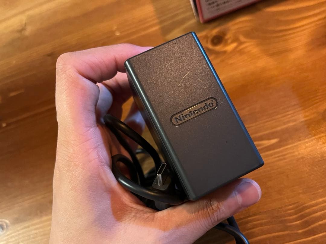 きな出品　Nintendo Switch Lite コーラル