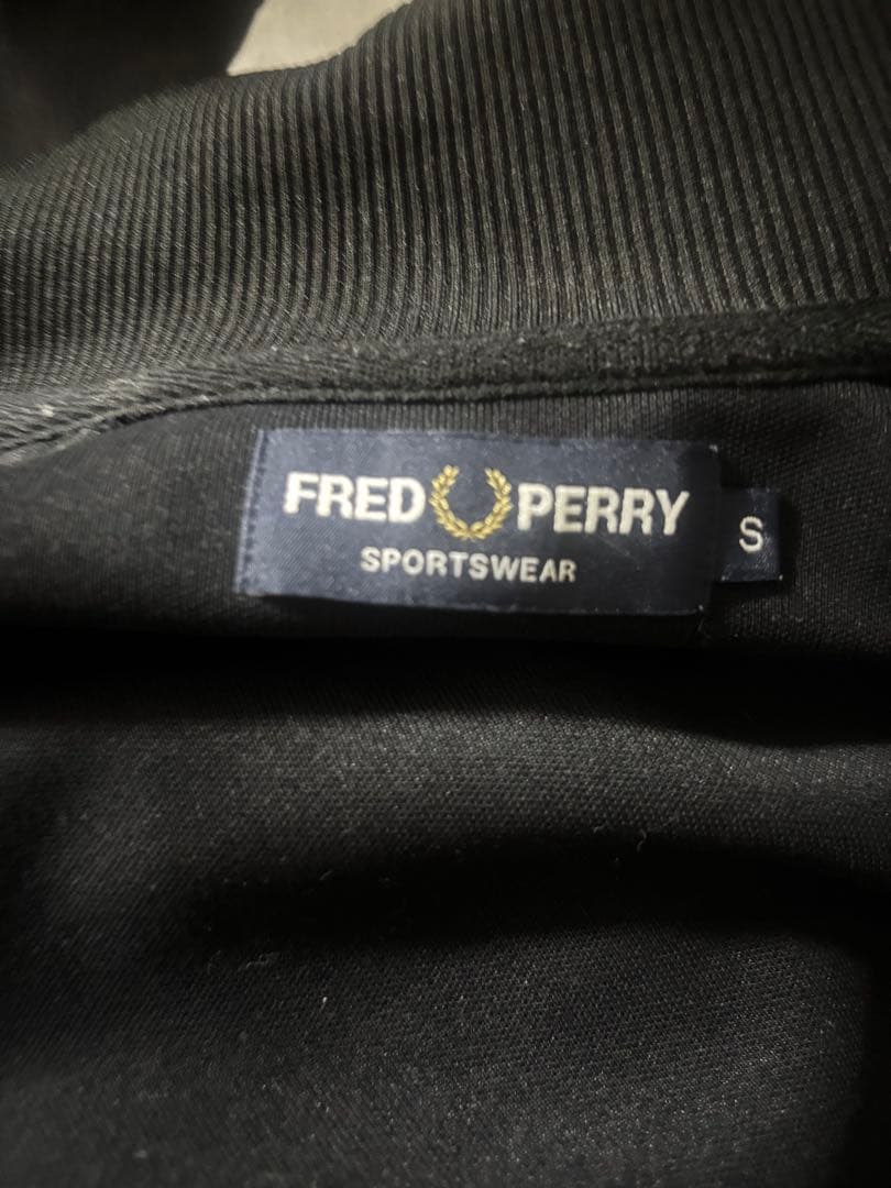 FRED PERRY トラックジャケット ブラック