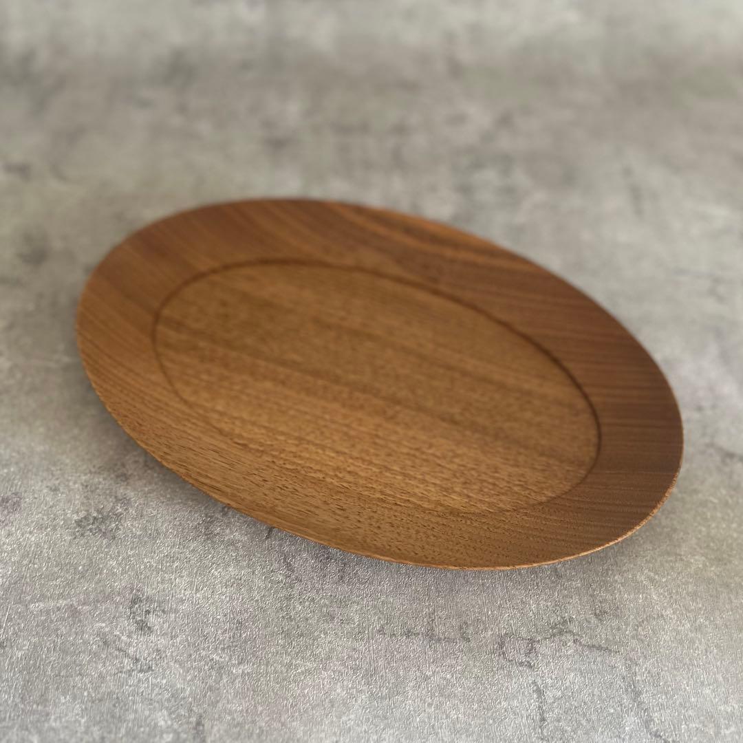 高塚和則　オーバルプレート