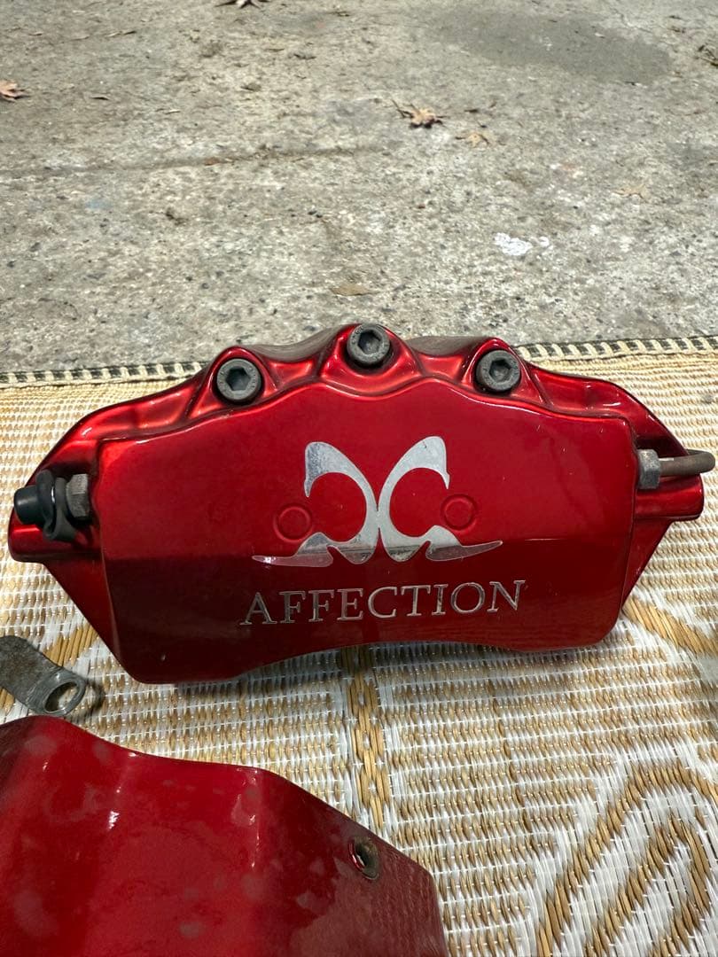 AFFECTION ブレーキキャリパー レッド