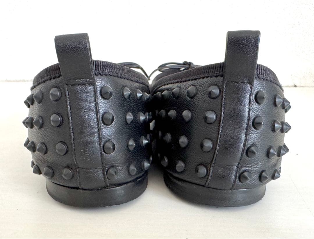 GUCCI ゴムスタッズ付きフラットシューズ ブラック美品