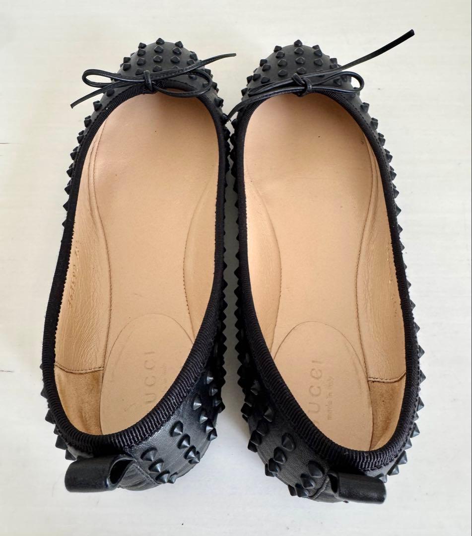 GUCCI ゴムスタッズ付きフラットシューズ ブラック美品