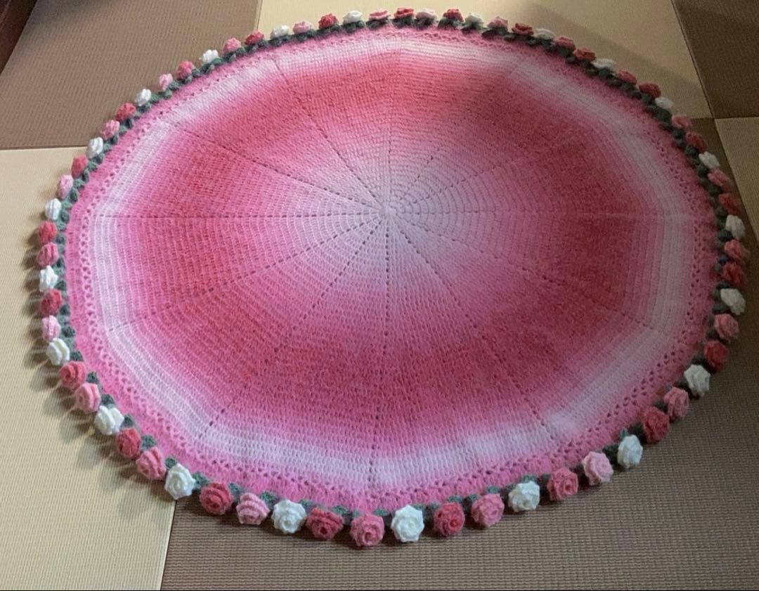 バラの花束ブランケット直径110cm，68本の大きな花ストール