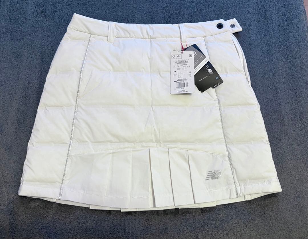 New Balance ホワイト キルティングスカート M