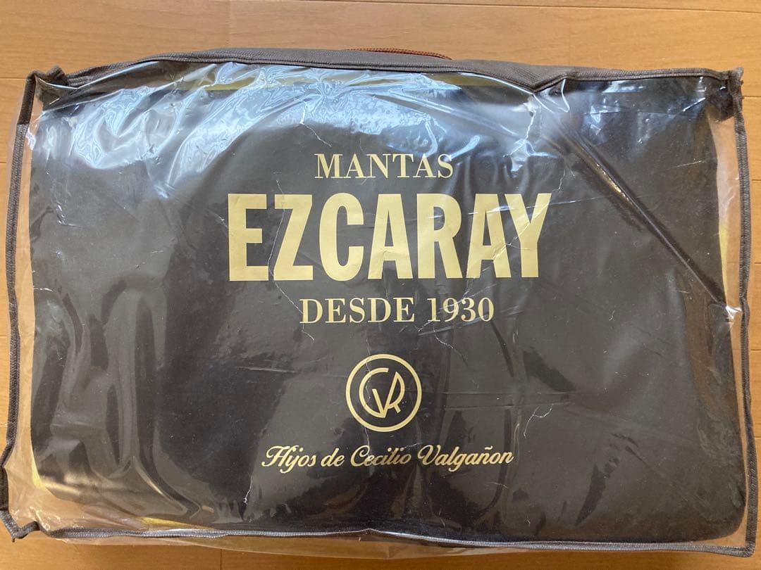 MANTAS EZCARAY モヘアブランケット