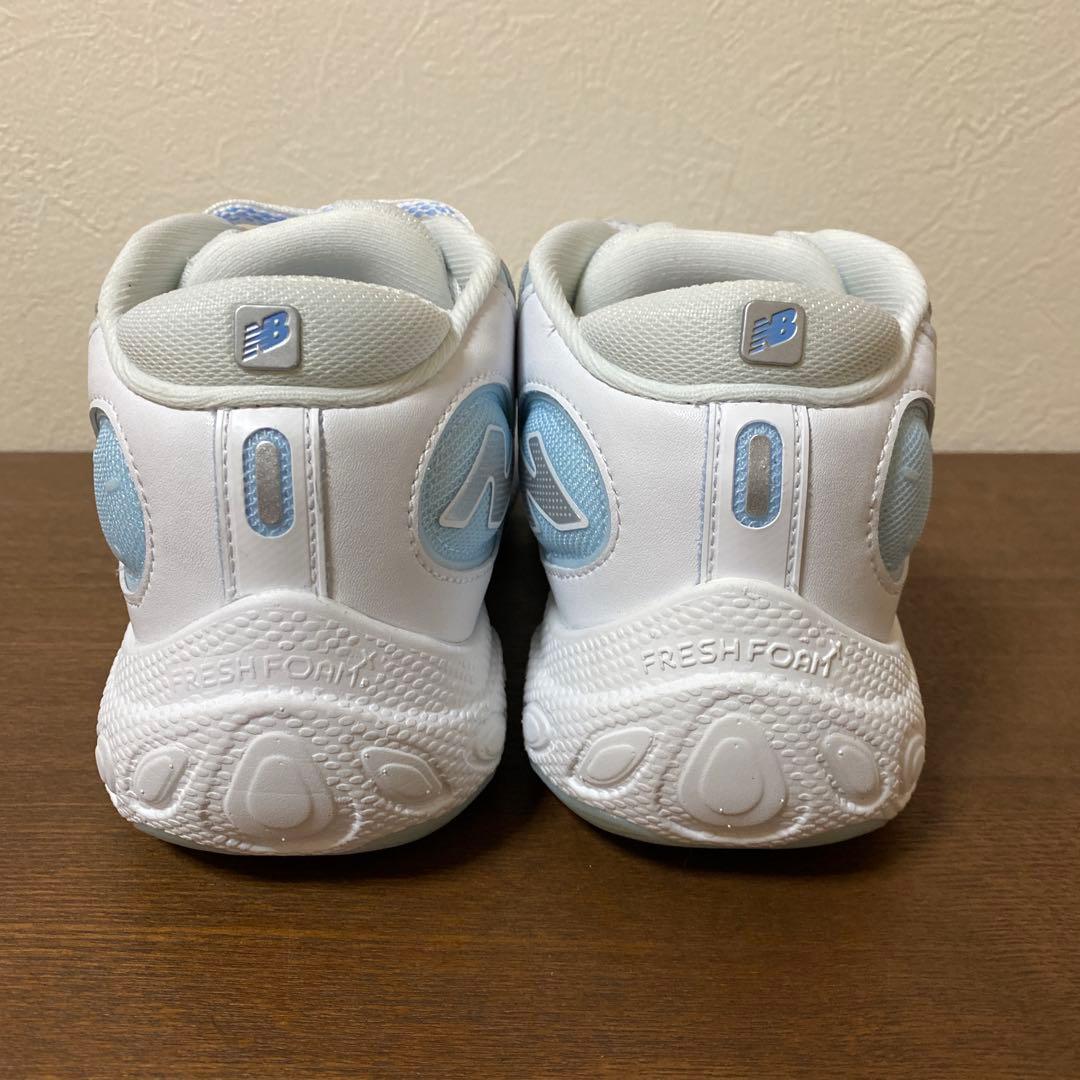 FRESH FOAM BB v3 フレッシュフォーム　バッシュ 25.5cm