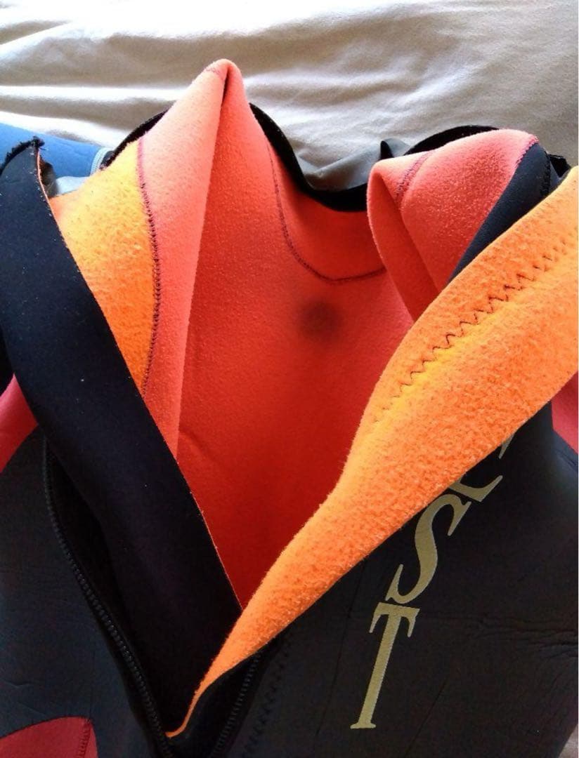 WEST フルスーツ ウェットスーツ 黒/赤