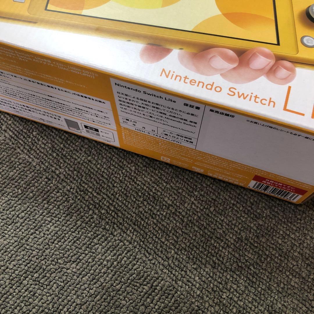 Nintendo Switch ライト　イエロー