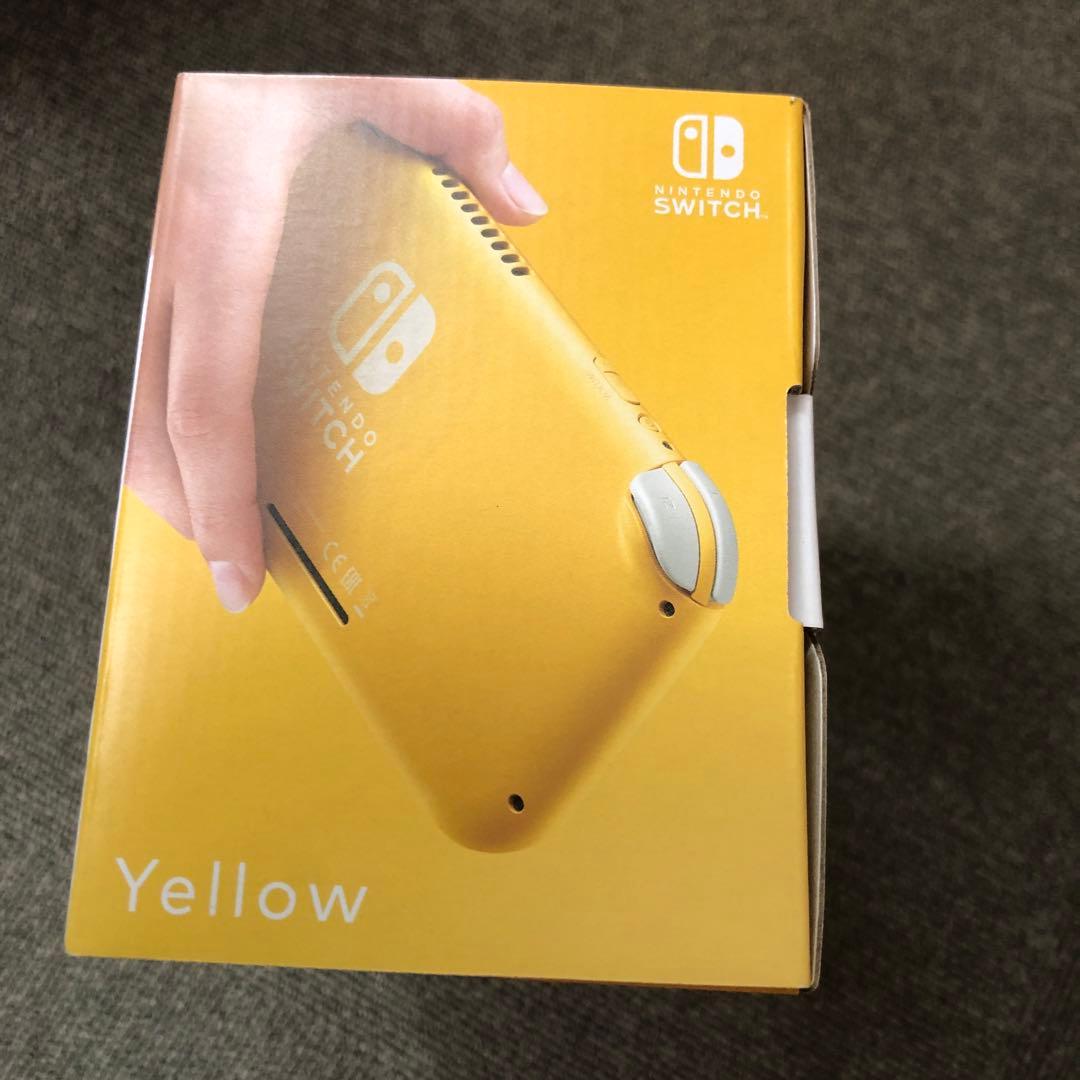 Nintendo Switch ライト　イエロー
