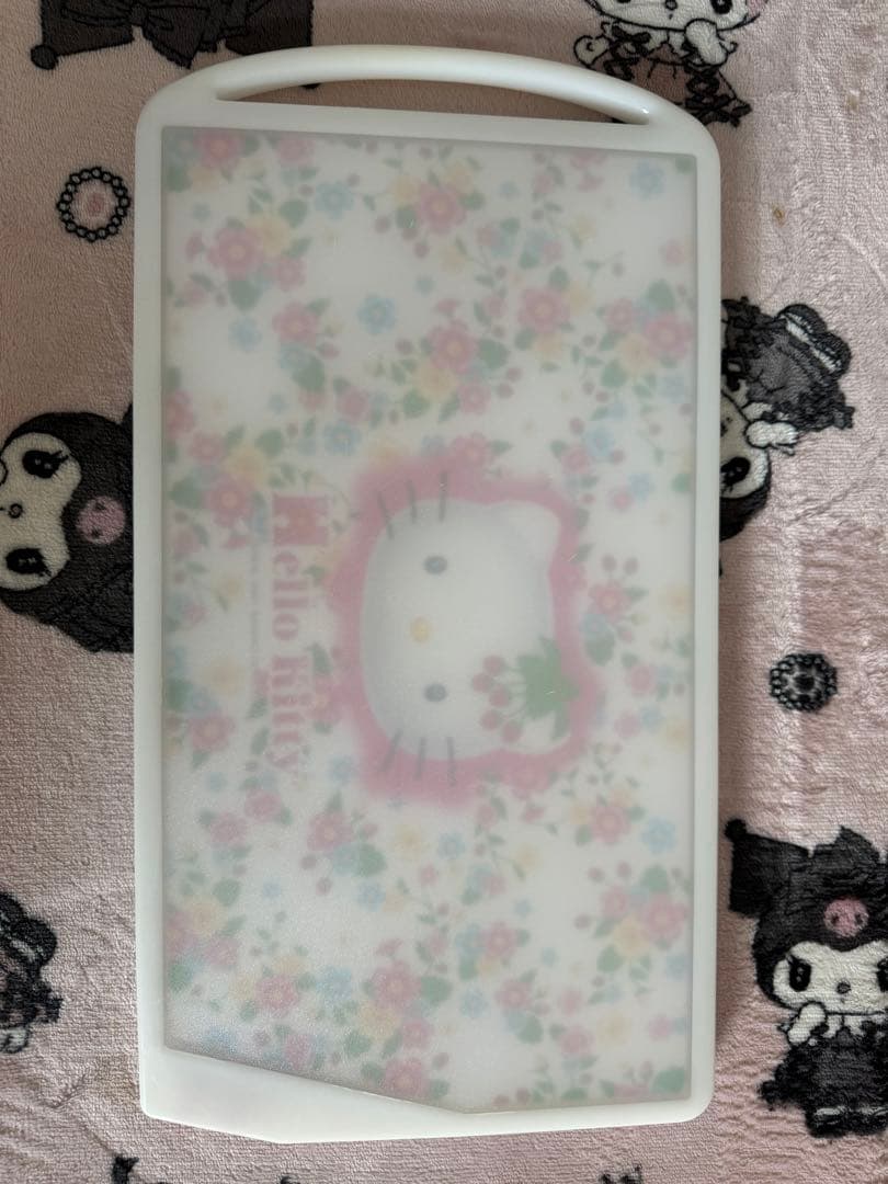 ハローキティ 野苺 米びつまな板セット