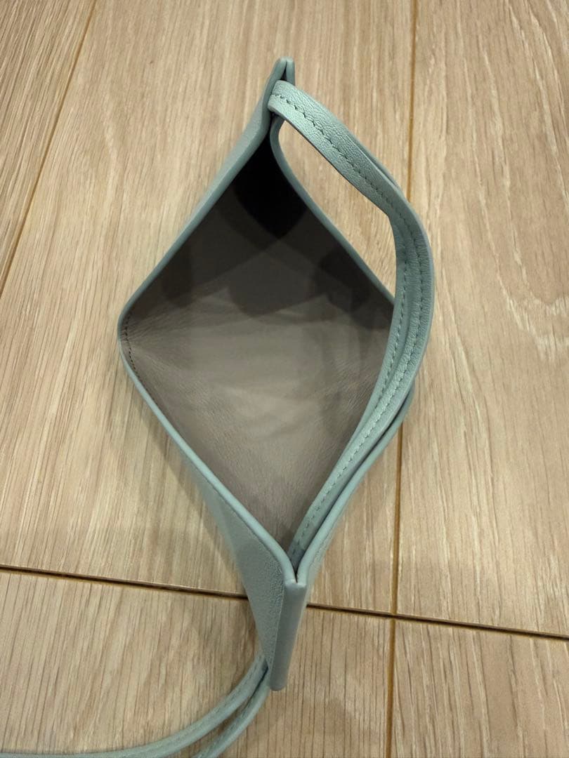 ロエベ LOEWE パズル フォルド チャーム 新品未使用 水色