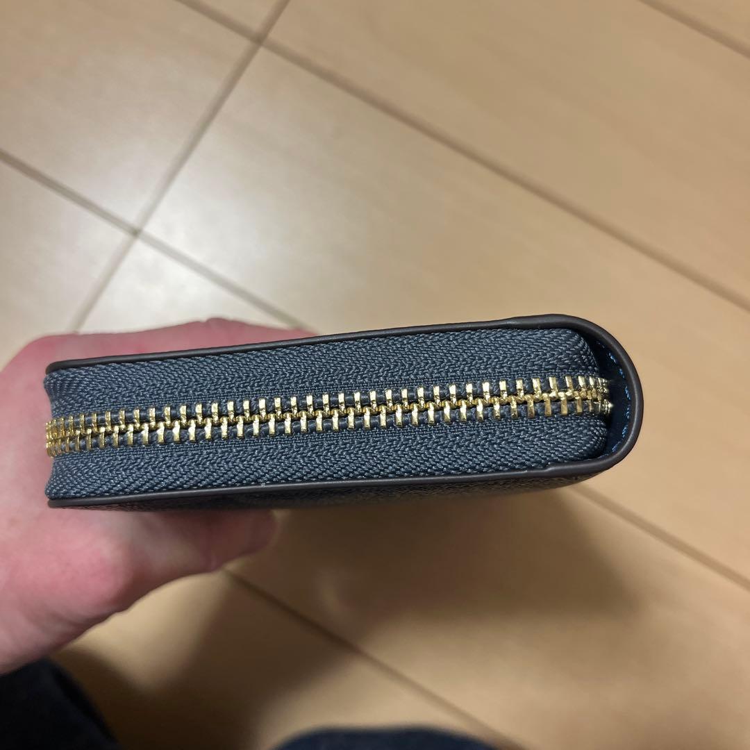 COACH ブルー長財布