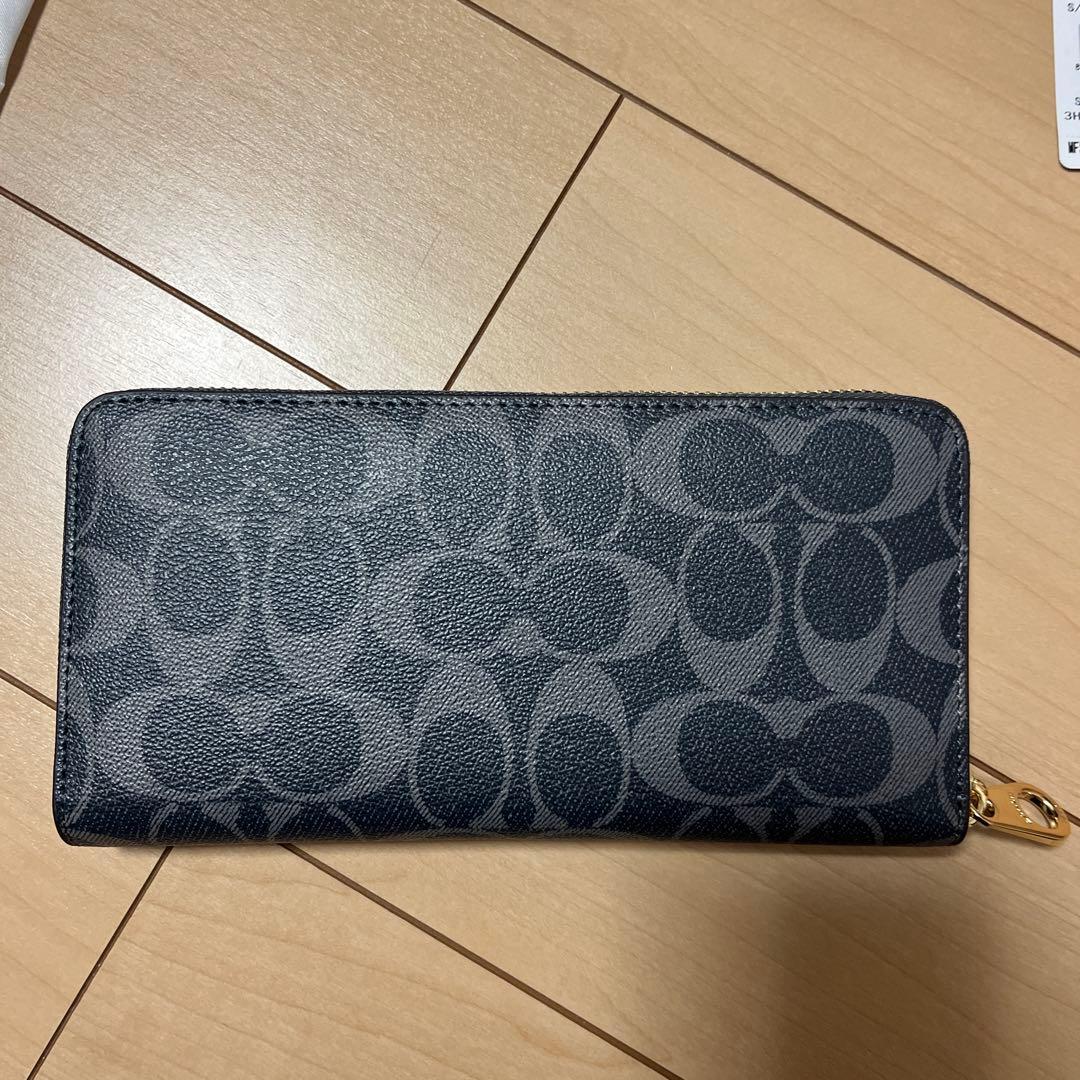 COACH ブルー長財布