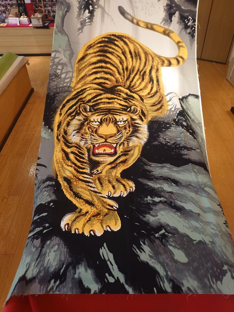 ●掘り出し物●写真映え　高価訳あり希少品●　五月人形　龍虎のぼり旗