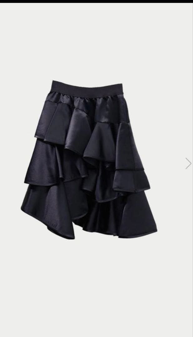 マチャットサテンフリルアシメトリースカート