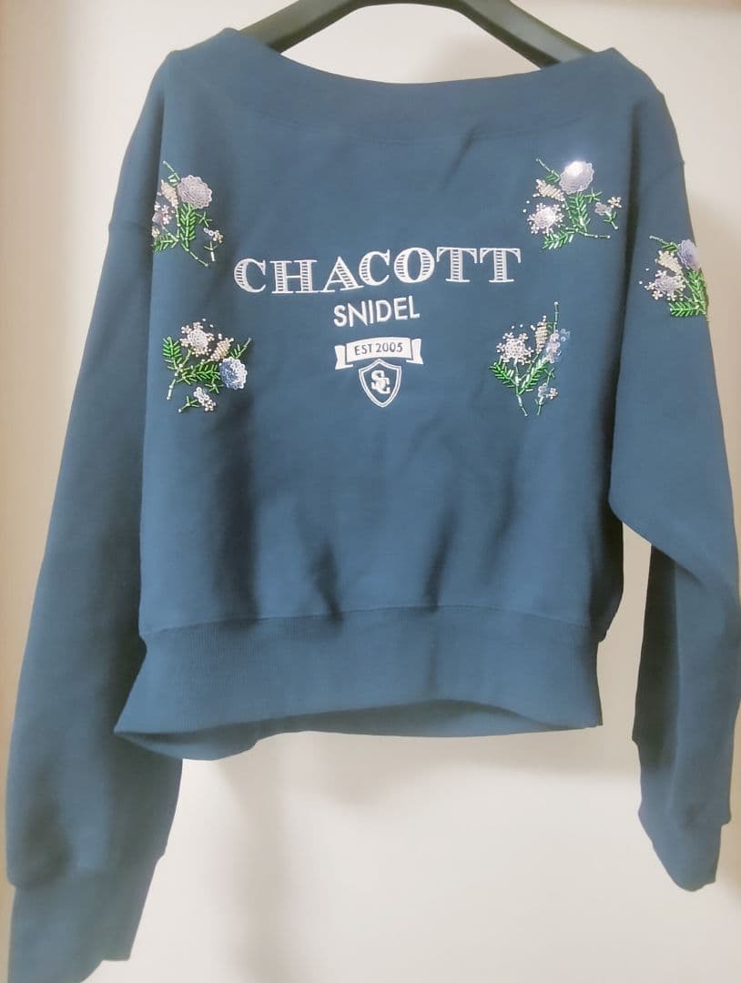 みのり【Chacott】刺繍スウェットプルオーバー