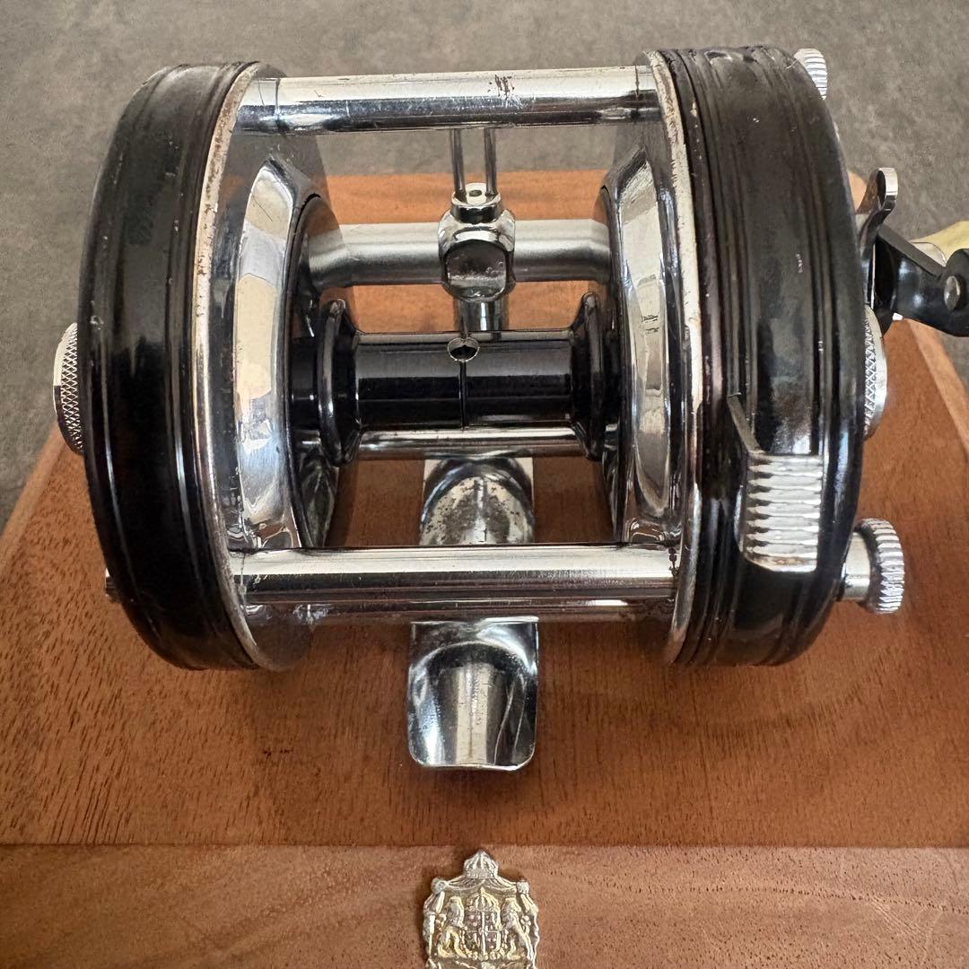 本日限定値下げ！超激レア！４ネジ ◆ アンバサダー 5000C ５桁FN