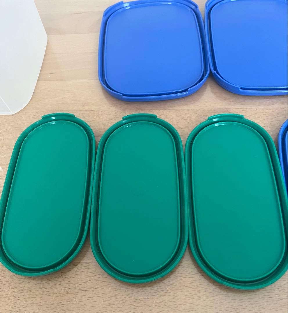 【美品】タッパーウエア　保存容器　8点